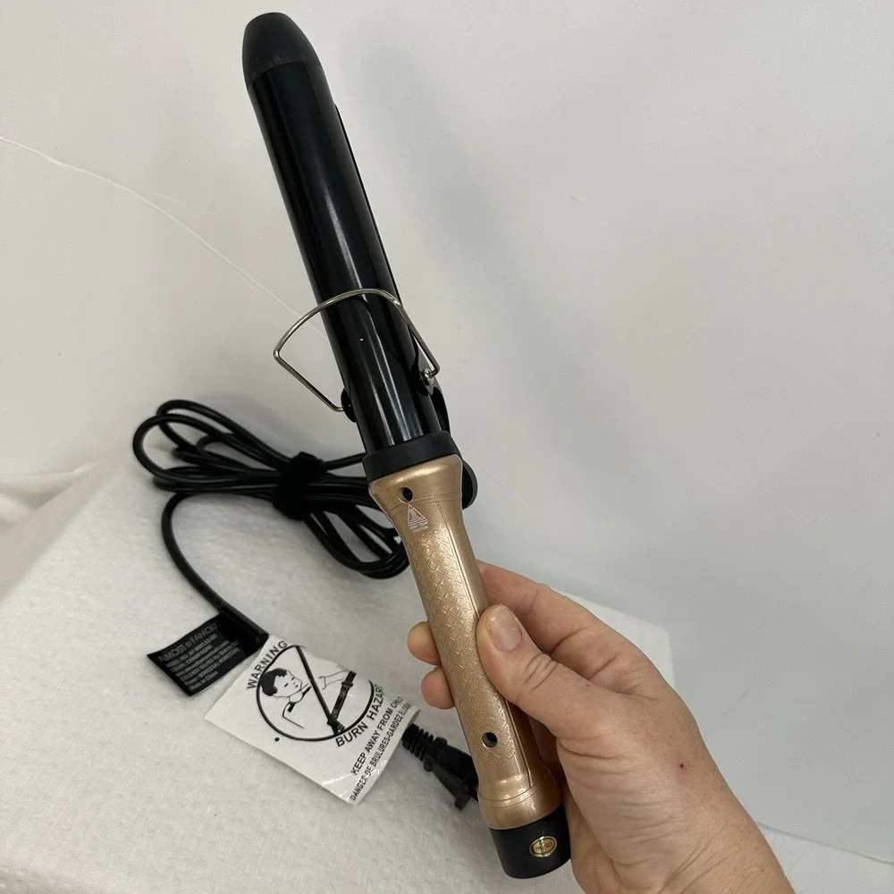 Almost Famous limited edition beachy waves 2-Piece Curling iron straightener Set